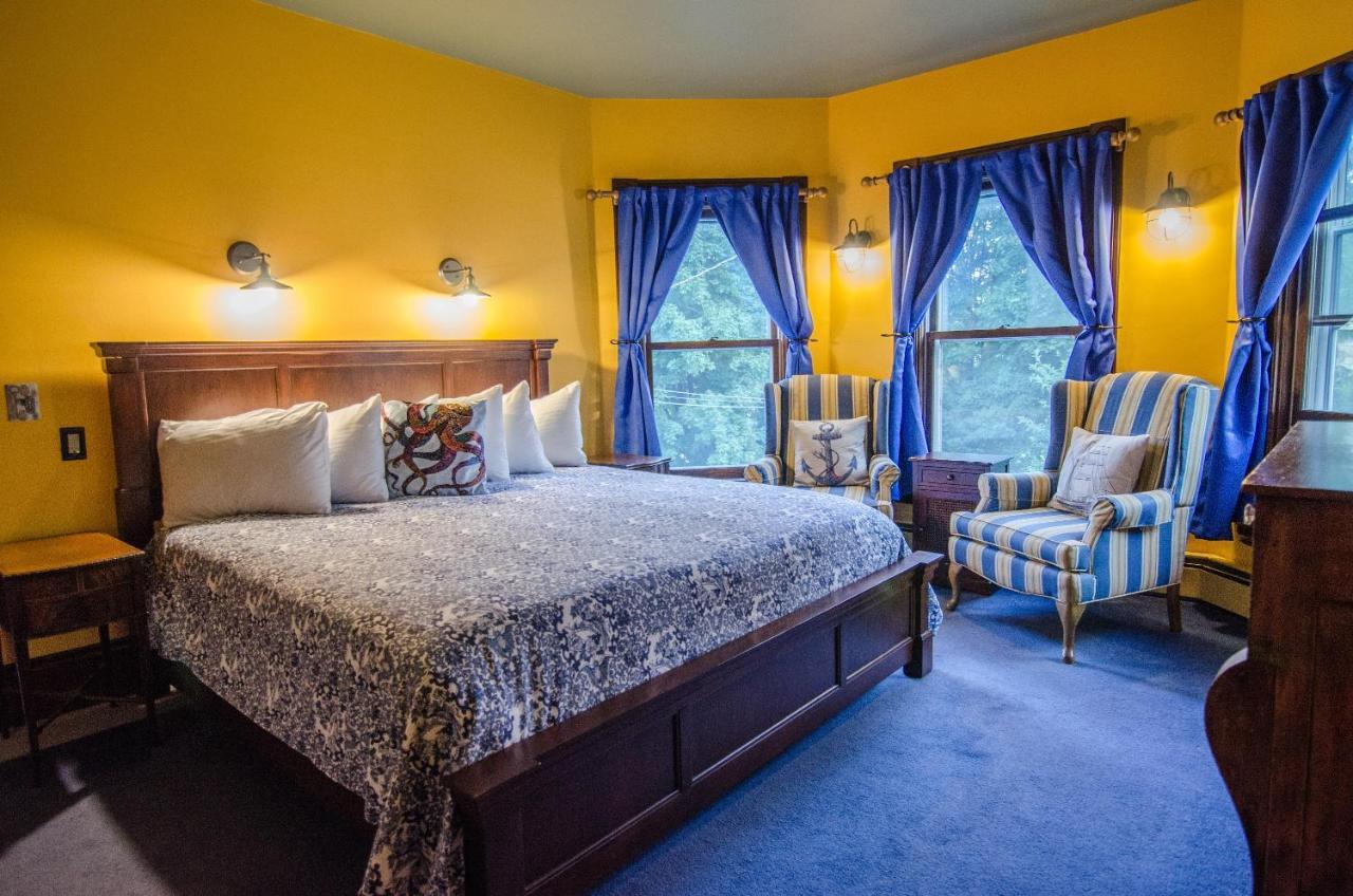 Heart Of The Village Bed & Breakfast In Shelburne Vt Номер фото
