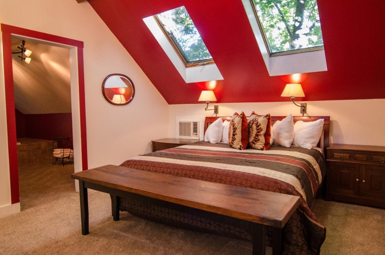 Heart Of The Village Bed & Breakfast In Shelburne Vt Номер фото