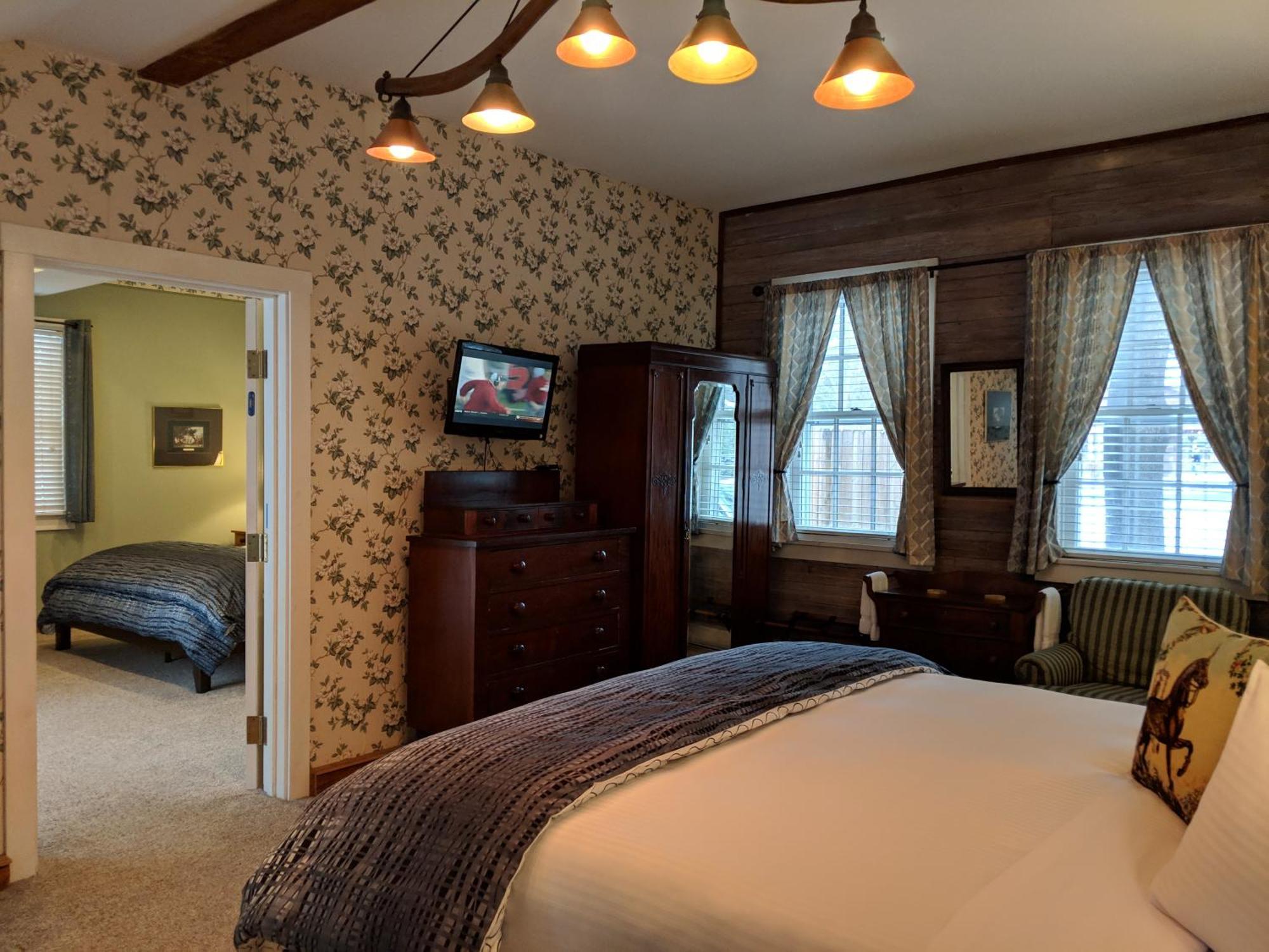 Heart Of The Village Bed & Breakfast In Shelburne Vt Номер фото
